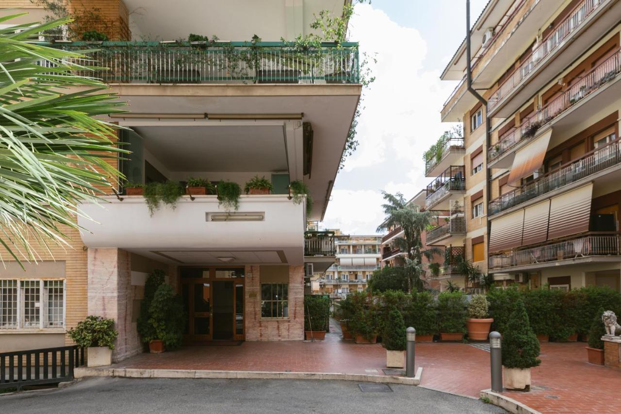 Stupendo Appartamento In Quartiere Residenziale Rome Exterior photo